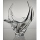 Coupe sculpt&eacute;e en verre. 28cm x 24cm.